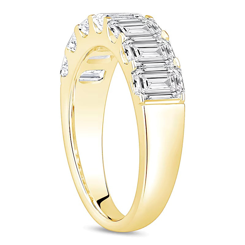 3.0 ct. Gesamtgewicht Memoire-Ring mit sieben Labordiamanten im Smaragdschliff in 14K Gelbgold (F/SI2)