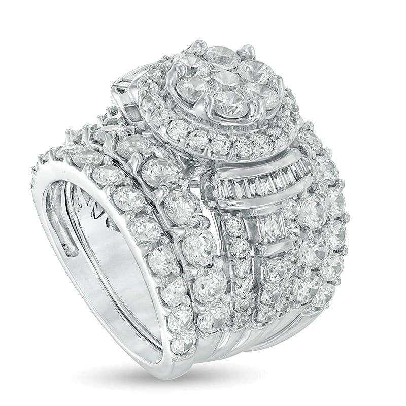 6.0 ct. Gesamtgewicht Multi-Diamant Brautset mit Rahmen und Baguette-Besatz, dreiteilig, aus 14K Weißgold