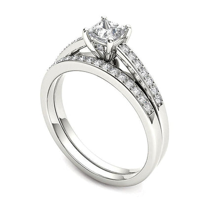 Braut-Set mit Diamanten im Princess- und Rundschliff, 0.63 CT. Gesamtgewicht, in 14K Weißgold