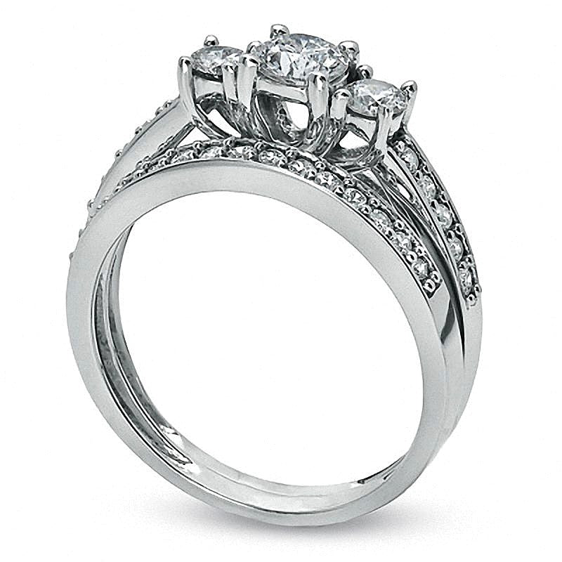 0.88 ct. Gesamtgewicht Diamant Dreistein Brautset in 10K Weißgold