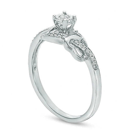 0.1 CT. Gesamtgewicht Diamant Freundschaftsring mit Doppelherz in 10K Weißgold