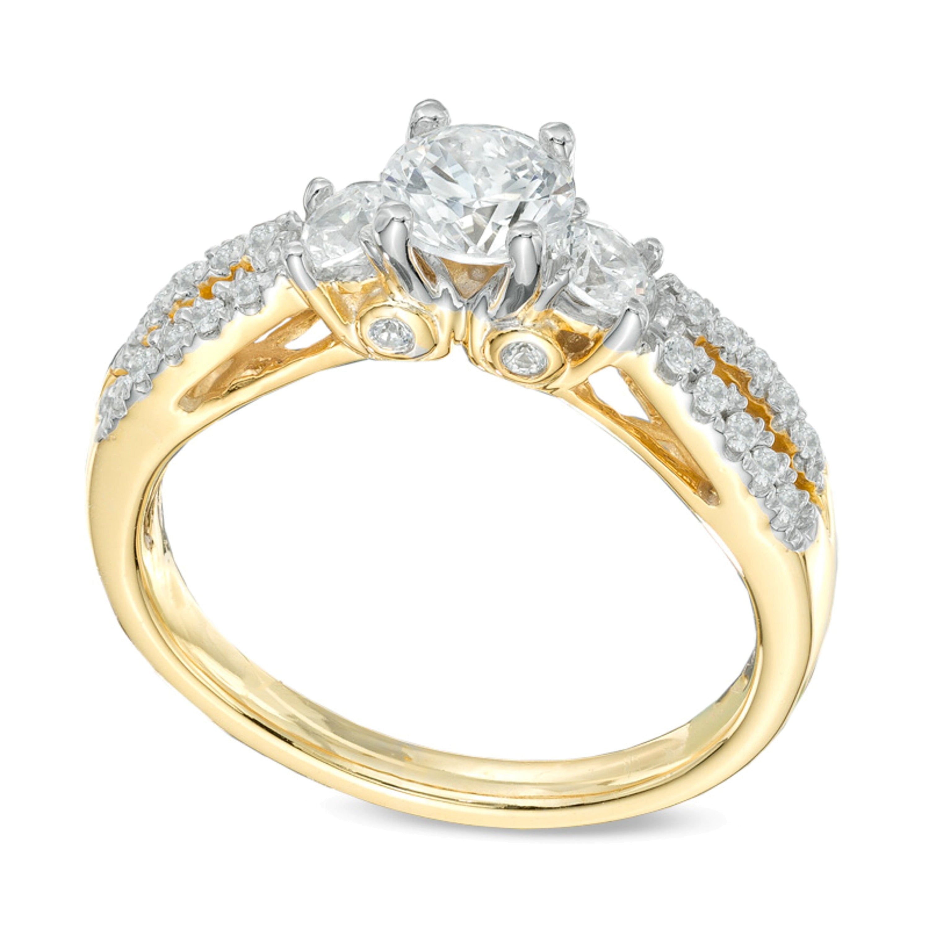 0.63 ct. Gesamtgewicht Diamant Dreistein-Verlobungsring mit geteilter Schiene in 14K Gelbgold