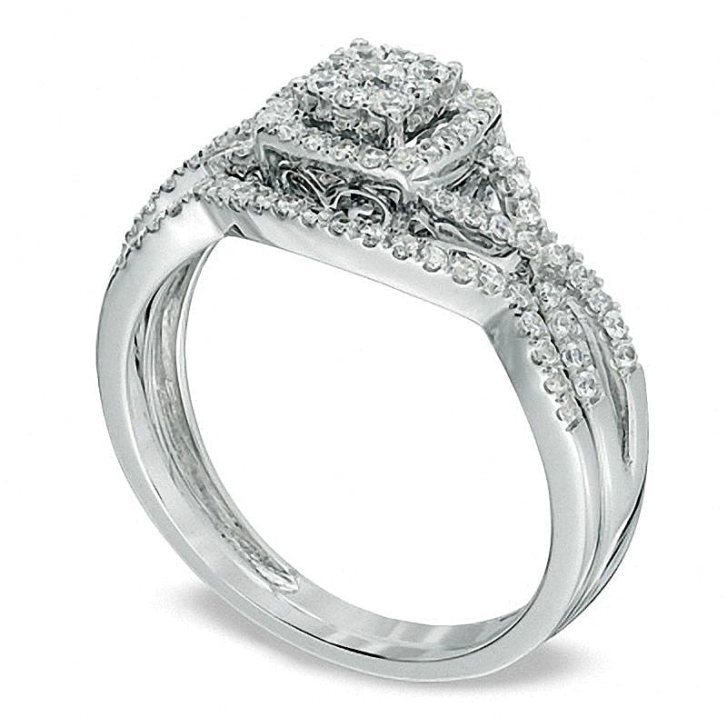 0.5 ct. Gesamtgewicht Multi-Diamant Brautset mit gedrehter Ringschiene in 10K Weißgold
