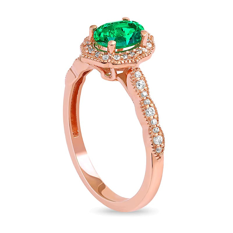 Halo-Ring im Vintage-Stil mit ovalem Smaragd und 0,17 ct. Gesamtgewicht Diamanten in 10K Roségold