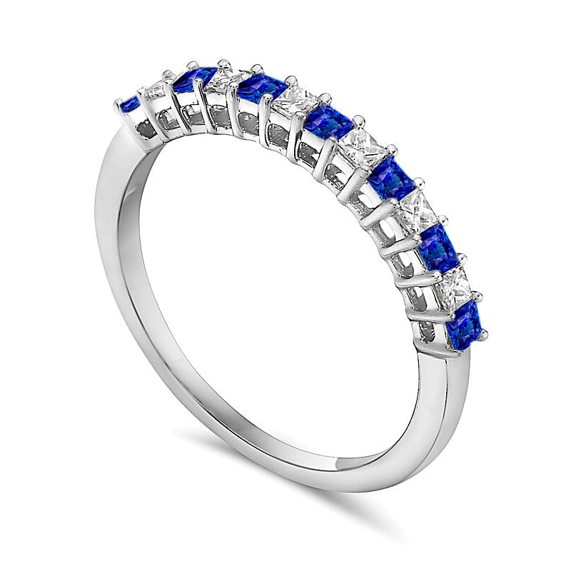 Memoire-Ring mit blauem Saphir im Princess-Schliff und Diamant im Princess-Schliff 0,2 ct. Gesamtgewicht im Wechsel in 10K Weißgold