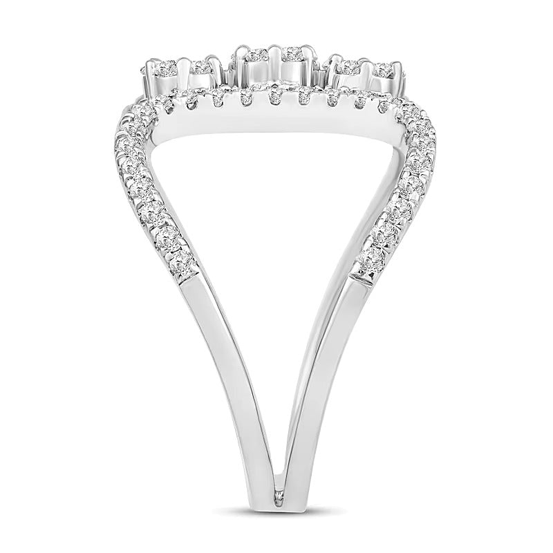 0.63 ct. Gesamtgewicht Multi-Diamant Ring mit linearen Blüten und offener Ringschiene aus 10K Weißgold
