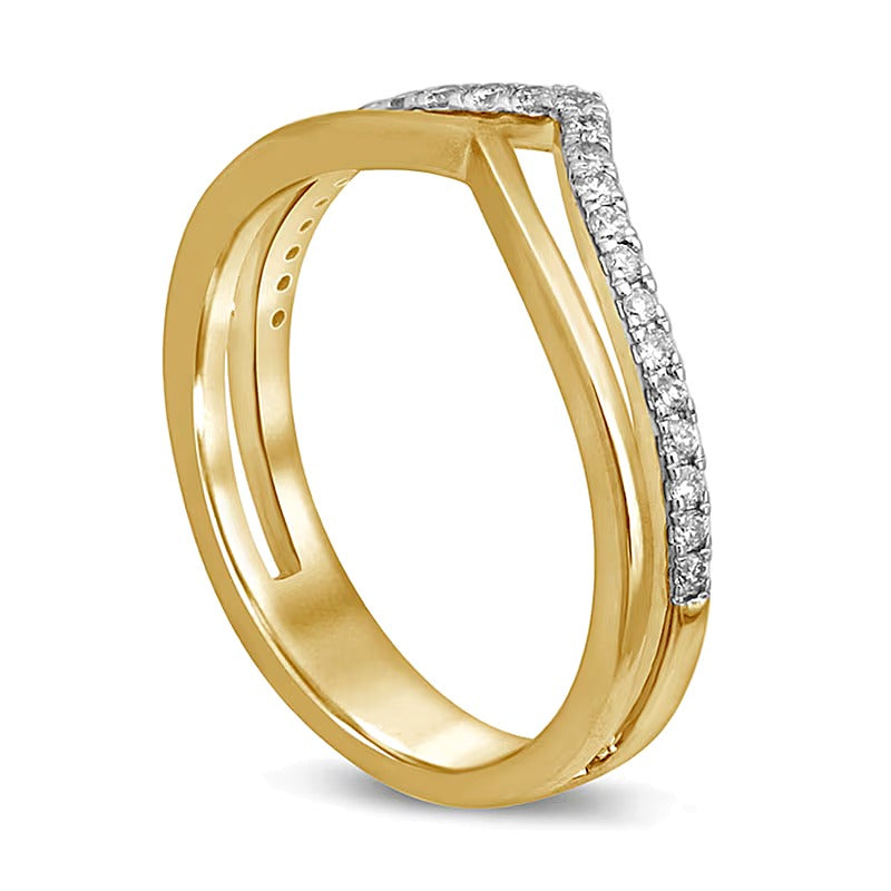 Memoire-Ring mit Diamant im Chevron-Design 0.2 ct. Gesamtgewicht in 10K Gelbgold
