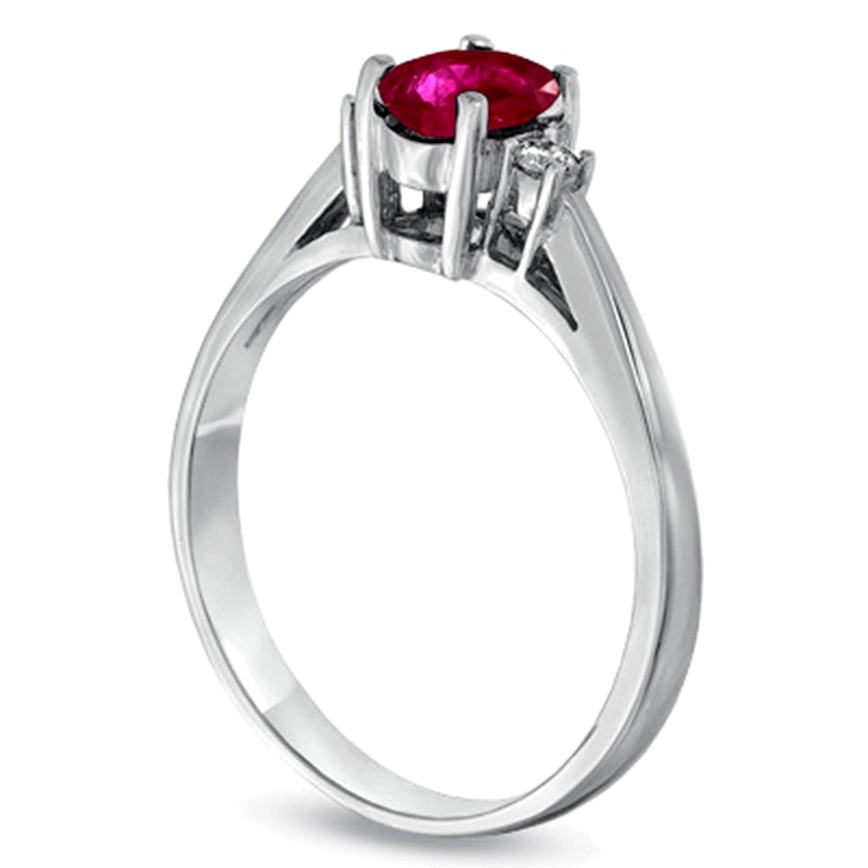 Ring mit ovalem Rubin und Diamant-Besatz in 14K Weißgold
