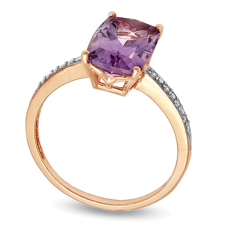 Fashion-Ring mit Amethyst im Kissenschliff und Diamant-Besatz in 10K Roségold