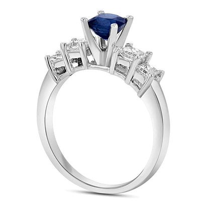 5,0mm blauer Saphir im Kissenschliff und Princess-Diamant 0,63 ct. Gesamtgewicht Verlobungsring in 14K Weißgold