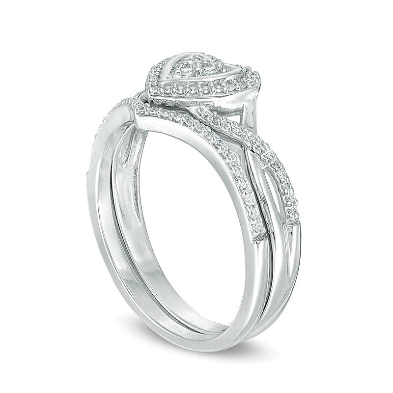 0.2 ct. Gesamtgewicht Diamant Brautset mit Herz-Rahmen und Twist-Design in 10K Weißgold