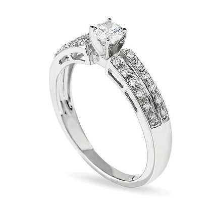 0.25 CT. Gesamtgewicht Diamant Freundschaftsring mit geteiltem Ringschienen in 10K Weißgold