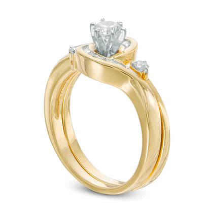 0.5 ct. Gesamtgewicht Diamant Brautset mit Halo und Bypass in 10K Gelbgold