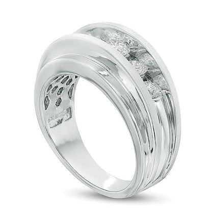 1.5 CT. Gesamtgewicht Diamant Fünfstein-Ehering in 14K Weißgold
