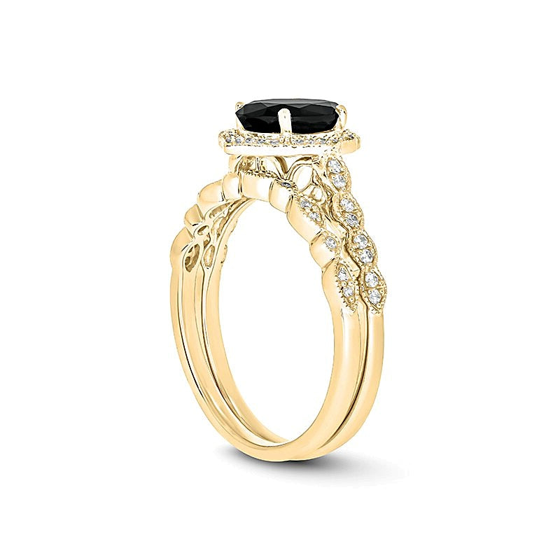 Braut-Set mit ovalem schwarzem Saphir und 0,2 ct. Gesamtgewicht Diamanten im Vierpass-Rahmen im Art-Déco-Vintage-Stil in 10K Gelbgold