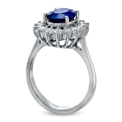 Halo-Ring mit ovalem blauem Saphir und 0,63 ct. Gesamtgewicht Diamanten in 14K Weißgold