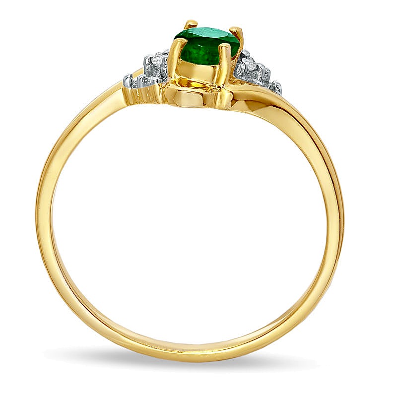 Fashion-Ring mit ovalem Smaragd und Diamant-Besatz in 10K Gelbgold
