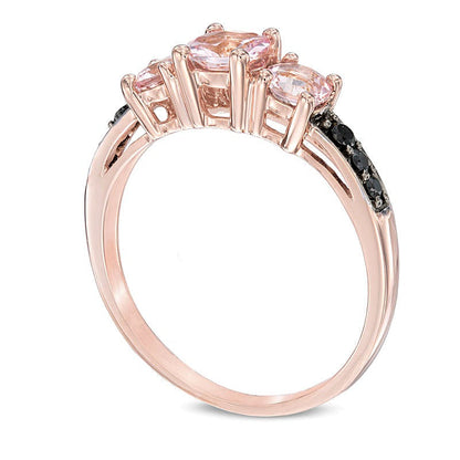 5,0 mm Morganit und 0,1 ct. Gesamtgewicht schwarzer Diamant Dreistein-Ring in 10K Roségold