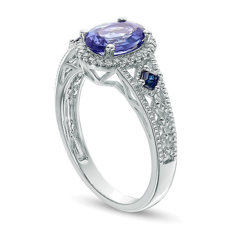 Ring mit ovalem Tansanit, blauem Saphir und Diamantbesatz im Vintage-Stil in 14K Weißgold