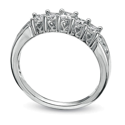0.75 ct. Gesamtgewicht Ring mit Diamanten im Princess- und Rundschliff in 10K Weißgold