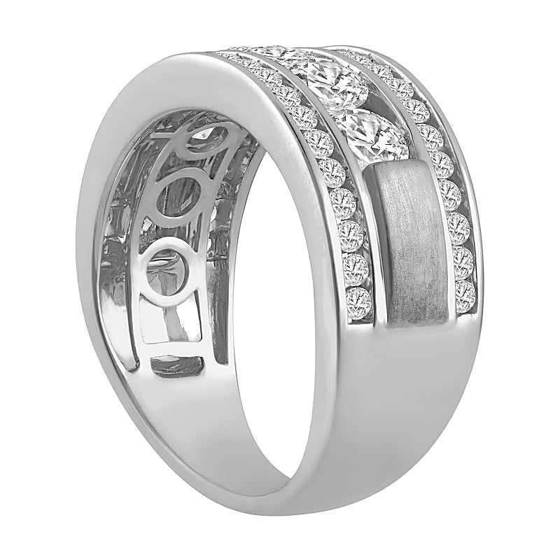 2.0 ct. Gesamtgewicht zertifizierter Ring mit Labordiamanten in 14K Weißgold (F/VS2)