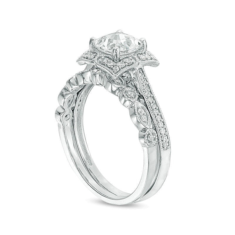 Braut-Set mit Labor-Saphir im Kissenschliff und 0,25 ct. Gesamtgewicht Diamanten im Vintage-Stil aus rhodiniertem Sterlingsilber