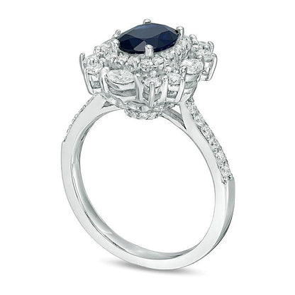 Ring mit ovalem blauem Saphir und 1.0 ct. Gesamtgewicht Diamanten im Vintage-Stil mit kissenförmigem Sternenrahmen in 14K Weißgold