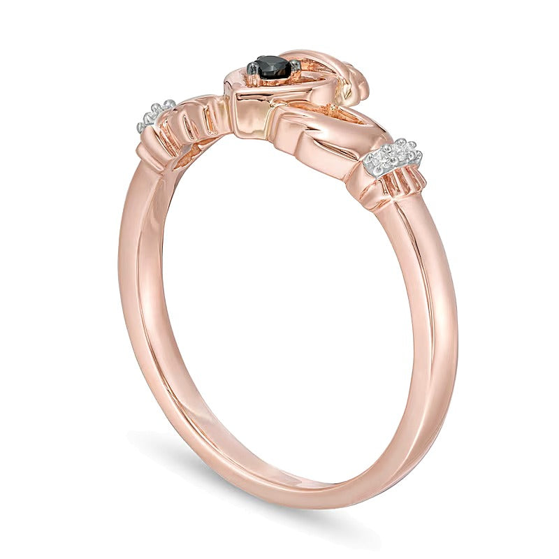 0,05 ct. Gesamtgewicht behandelter schwarzer und weißer Diamant Claddagh-Ring in 10K Roségold