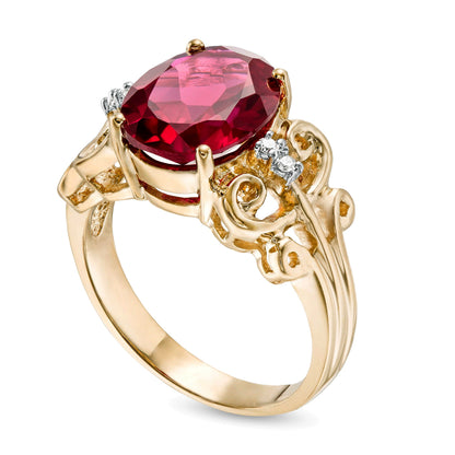 Ovaler im Labor gezüchteter Rubin und 0,05 ct. Gesamtgewicht Diamant Ring im Vintage-Stil mit Schnörkeldesign in 10K Gold