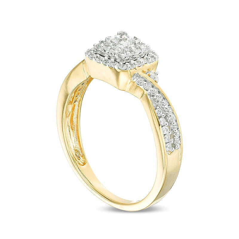 0.33 ct. Gesamtgewicht Verlobungsring mit Diamanten im Princess- und Rundschliff, Halo, in 10K Gelbgold