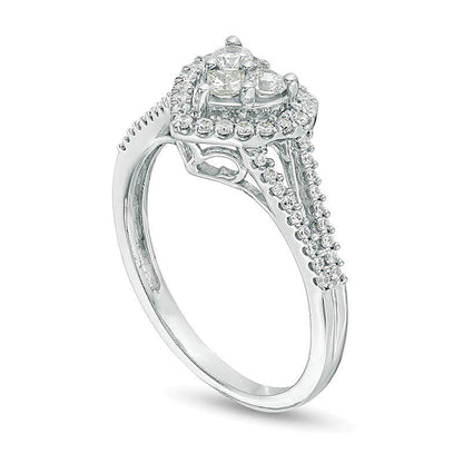 0,5 ct. Gesamtgewicht Ring mit Diamanten im Princess-, Rund- und Herzschliff, Herz-Rahmen, aus 10K Weißgold