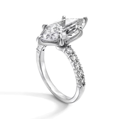 4.5 CT. Gesamtgewicht Labordiamant-Verlobungsring im Marquise-Schliff Solitär mit seitlichem Besatz in 14K Weißgold (F/VS2)