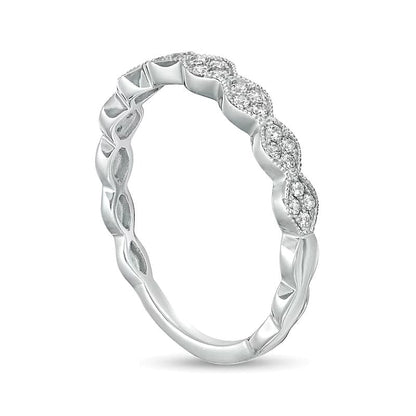 0.17 ct. Gesamtgewicht Memoire-Ring stapelbar mit Diamanten und Muschelrand in 10K Weißgold