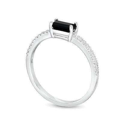 Fashion-Ring mit Baguette-Onyx quer und 0,1 ct. Gesamtgewicht Diamanten in Pavé aus 10K Weißgold