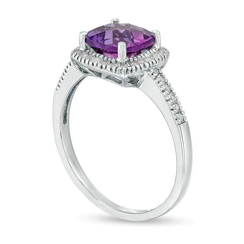 Halo-Ring mit Amethyst im Kissenschliff 7,0mm und Diamanten 0,2 ct. Gesamtgewicht in 10K Weißgold