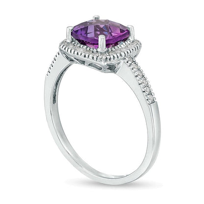 Halo-Ring mit Amethyst im Kissenschliff 7,0mm und Diamanten 0,2 ct. Gesamtgewicht in 10K Weißgold