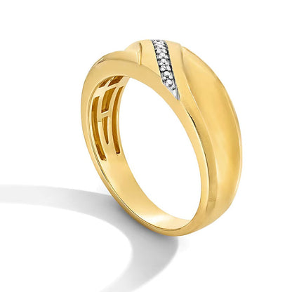 Ring mit Diamanten in 10K Gelbgold