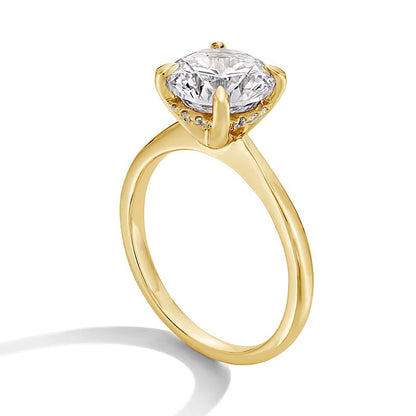 2.5 CT. Gesamtgewicht Labordiamant Solitär Verlobungsring mit verstecktem Halo aus 14K Gelbgold (F/VS2)