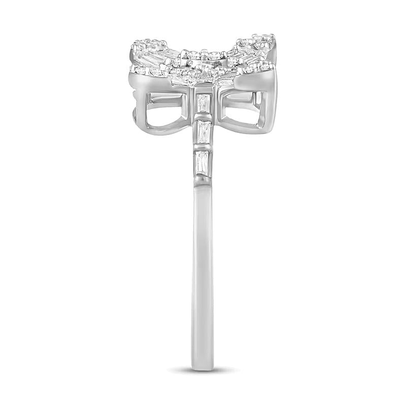 0.5 ct. Gesamtgewicht Multi-Diamant Schmetterlings-Ring in 10K Weißgold