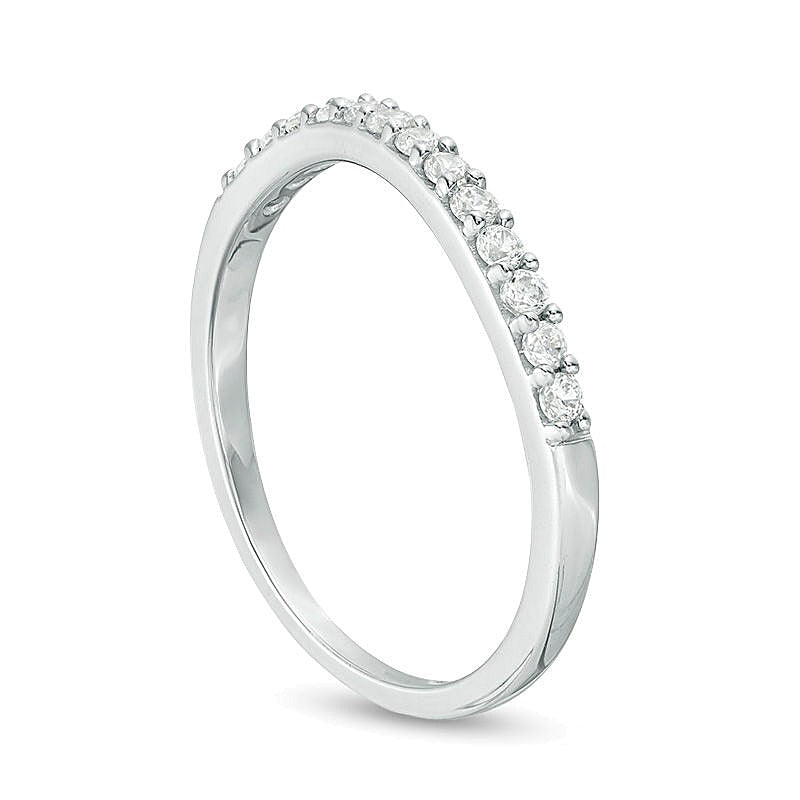 Memoire-Ring mit 0.25 ct. Gesamtgewicht Diamanten im Wellendesign in 10K Weißgold