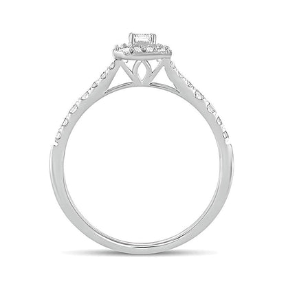 Halo-Verlobungsring mit Diamanten im Smaragdschliff 0.5 ct. Gesamtgewicht in 10K Weißgold