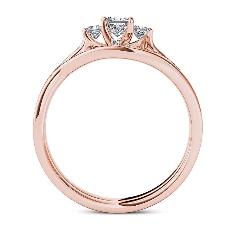 0.5 ct. Gesamtgewicht Brautset Dreistein Bypass mit Diamanten im Princess-Schliff in 14K Roségold