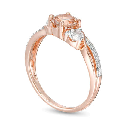 6.0mm Morganit, Labor-Saphir in Weiß und Diamant Dreistein Bypass Ring in 10K Roségold