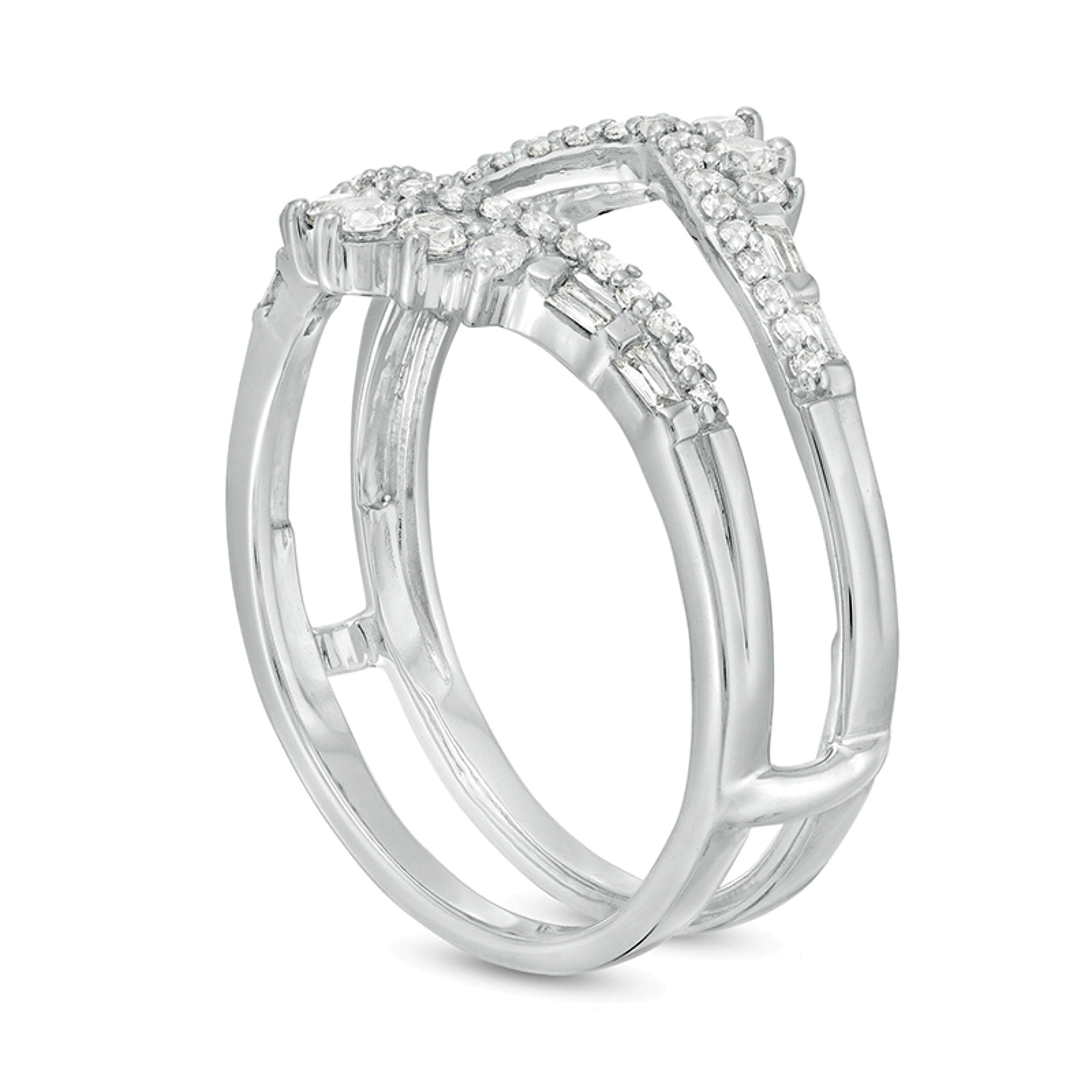 0,5 ct. Gesamtgewicht Diamant-Ring im Tiara-Stil mit Baguette- und rundem Solitär-Enhancer in 10K Weißgold für Damen