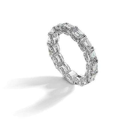 5,17 ct. Gesamtgewicht Memoire-Ring mit Labordiamanten im Smaragdschliff in 14K Weißgold (F/VS2) – Größe 7