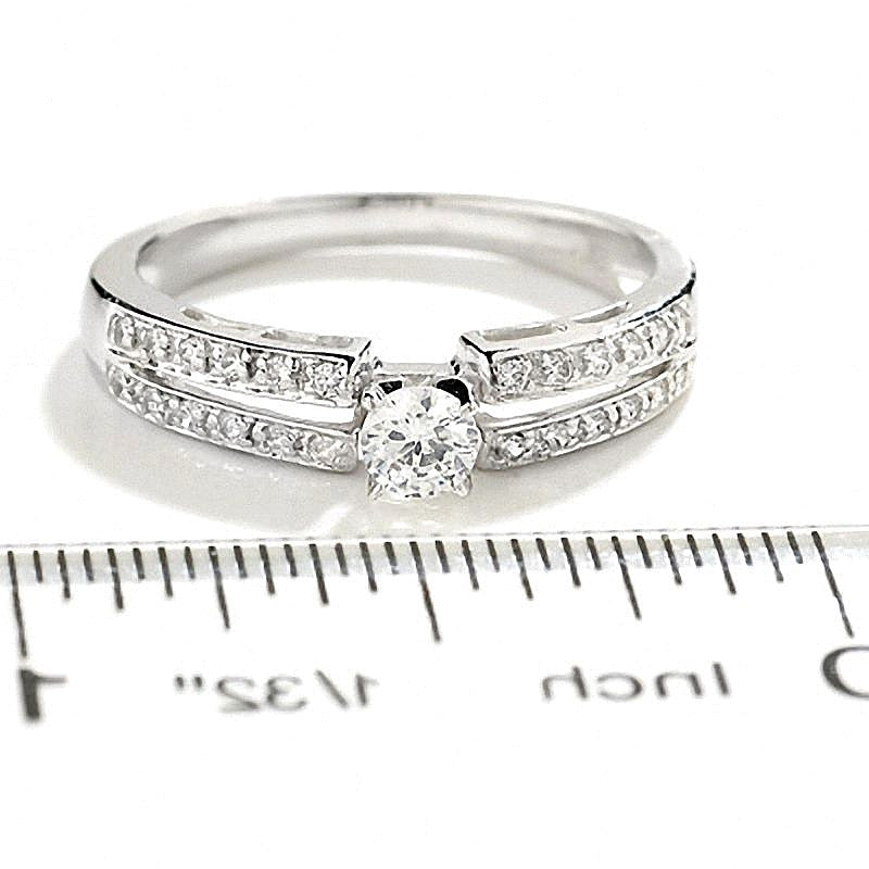 0.25 CT. Gesamtgewicht Diamant Freundschaftsring mit geteiltem Ringschienen-Design in 10K Gelbgold