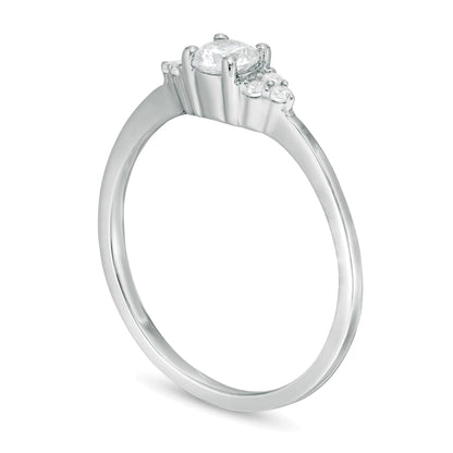 0,33 ct. Gesamtgewicht Diamant Solitär mit seitlichem Besatz Verlobungsring in 10K Weißgold
