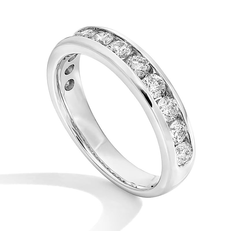 Ring mit 1,0 ct. Gesamtgewicht Diamanten kanalgefasst, Zwölf Steine, in 14K Weißgold