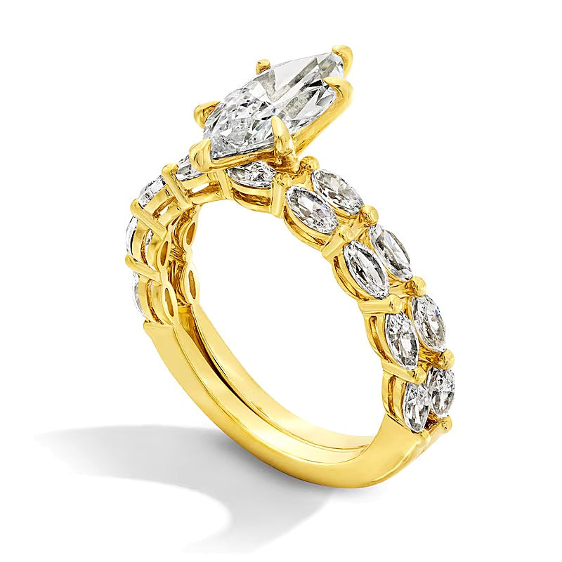 2.5 CT. Gesamtgewicht Braut-Set mit Labordiamanten im Marquise-Schliff in 14K Gelbgold (F/VS2)