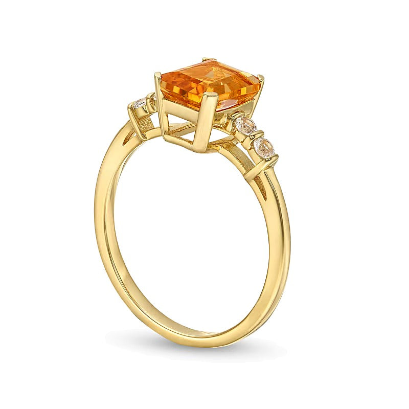 Ring mit Citrin im Smaragdschliff und 0.1 ct. Gesamtgewicht Diamanten 10K Gelbgold
